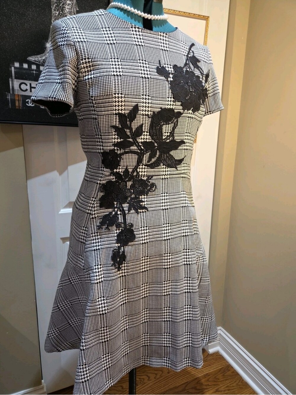 Nwot 10 Betsey Johnson Black & White Plaid Midi Dress with Black Floral Appliqué